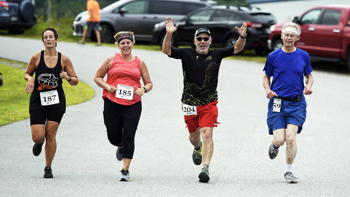 Local running: Over 200 take part in Tender 5K